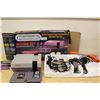 Image 4 : Nintendo Entertainment System, Action Set W/ Extras (2 Controllers, Zapper, Power Cord, Mike Tysons 