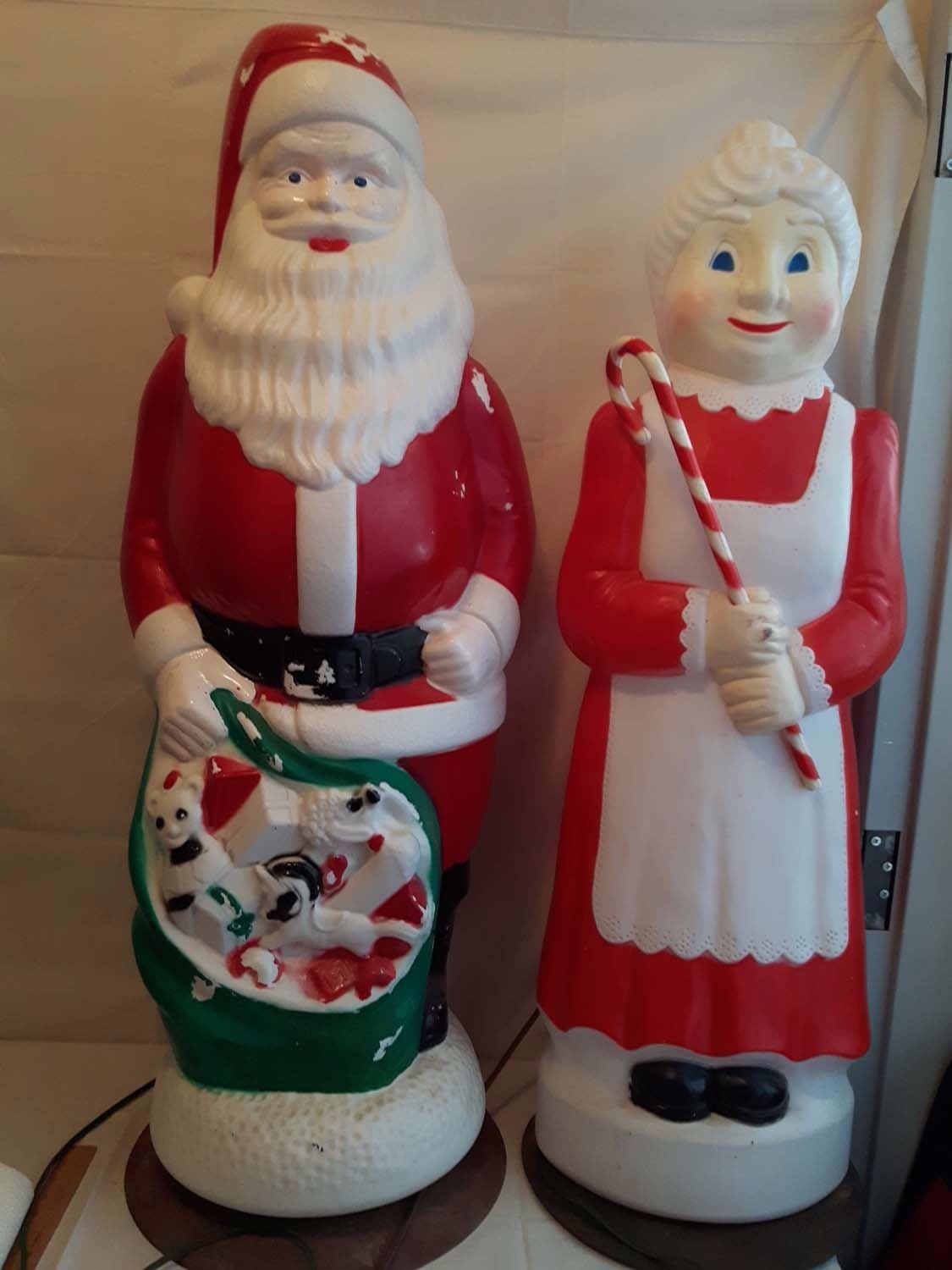 Mr&Mrs Claus Outdoor Decorations (Hard Plastic)(Working)