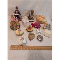Lot of Vintage Trinket Boxes