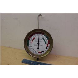 Fuel Pressure Gauge