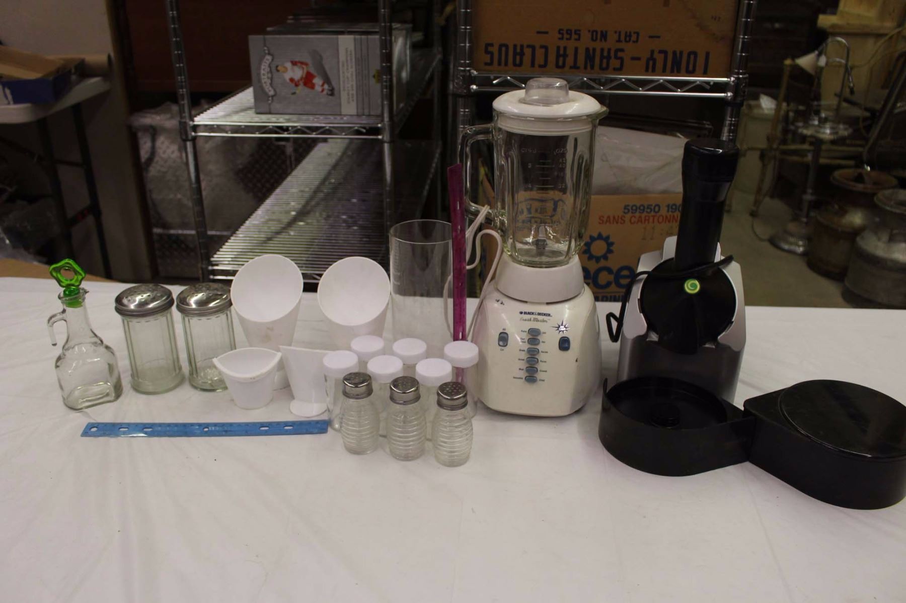 Black&Decker Blender,Yonanas Juicer &Assorted Items