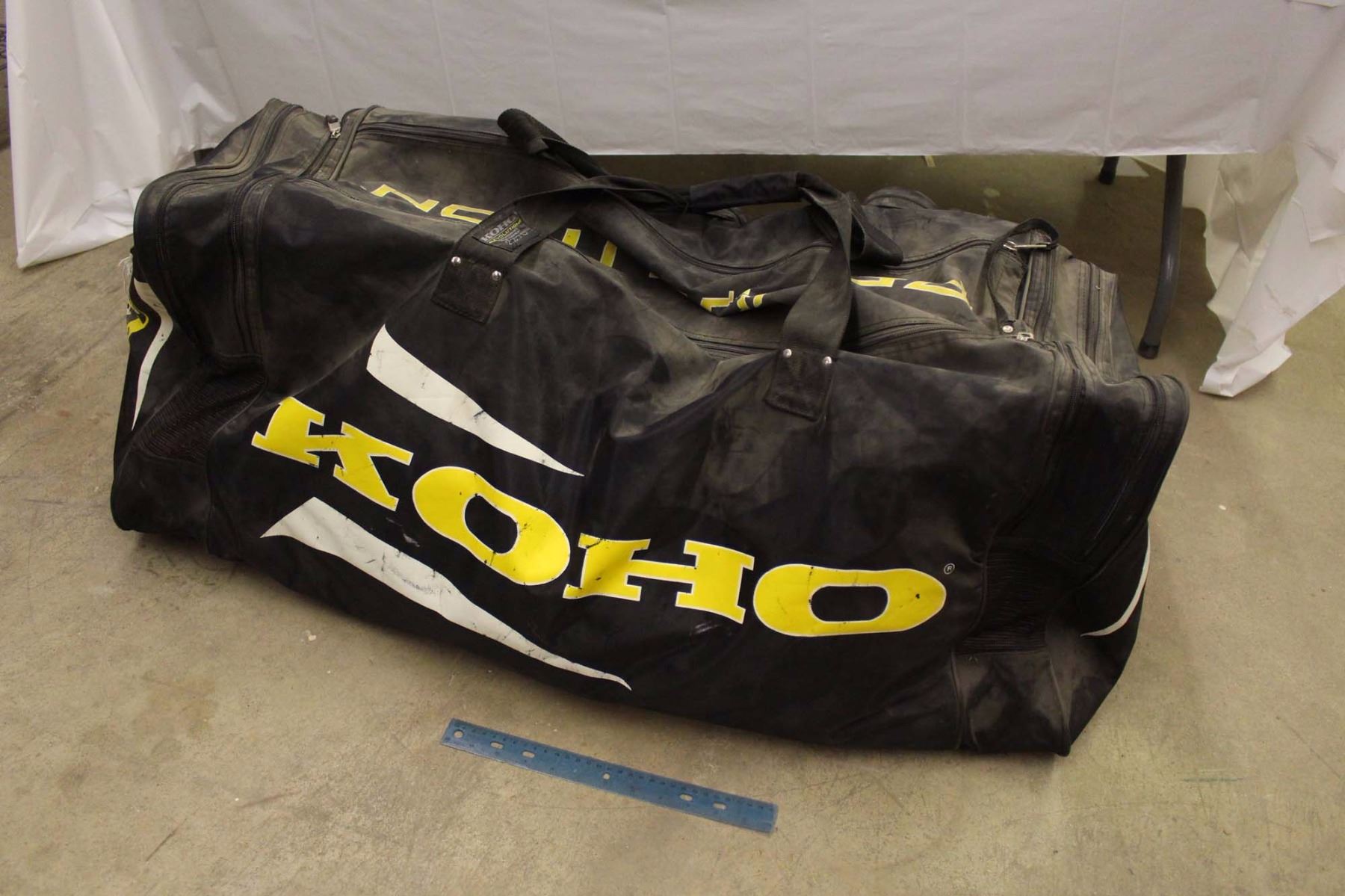 Hockey Bag w/Hockey Gear Inside(Skates,Helmet,Padding,Etc)