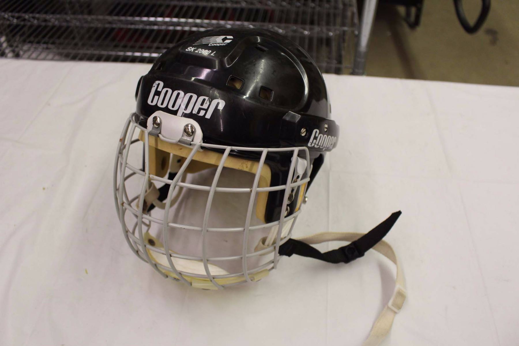 Hockey Bag w/Hockey Gear Inside(Skates,Helmet,Padding,Etc)