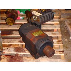 OKUMA VAC-MML7.5/5.5R-156C-R1 VAC MOTOR