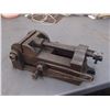Image 1 : Palmgren 90 Degree Adjustable 4" Machining Vise