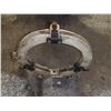 Image 3 : 12" Max Lathe Steady Rest, Overall: 19" x 3.5" x 20"