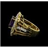 Image 3 : 14KT Two Tone Gold 4.87ct Purple Sapphire and Diamond Ring