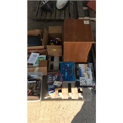 Pallet of books, hot wheels, collectibles