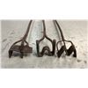 Image 1 : 3 Branding Irons