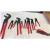 Image 1 : Box lot of "Mac tools" special pliers