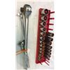 Image 1 : Socket set and Drivers
