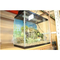 10 GALLON ACQUARIUM TANK WITH ACCESSORIES