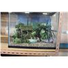 Image 2 : 10 GALLON ACQUARIUM TANK WITH ACCESSORIES