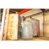 Image 2 : LOT OF GAS CANS AND COLLECTIBLE OIL TINS