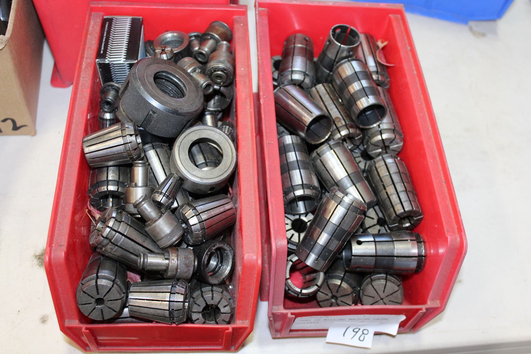 TRAY OF MILLING MACHINE LATHE COLLETS