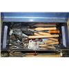 Image 2 : TOOL BOX WITH CHISELS AND TURNING TOOLS