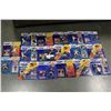 Image 1 : LOT OF 20 STARTING LINE UP BASEBALL FIGURES