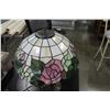 Image 2 : TIFFANY STYLE LEADED LAMP