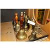 Image 1 : SHELF LOT OF BRASS BELLS