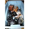 Image 1 : TOTE OF CAMERAS