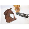 Image 2 : THREE WOOD FIGURES