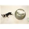 Image 2 : STAFFORD CHINA DOG AND COLLECTIBLE FIGURE AND MUSICAL DRESSER BOX