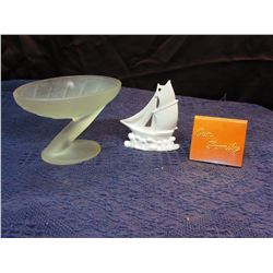 FROSTED GLASS PEDESTAL BOWL, SAILBOAT ORNAMENT