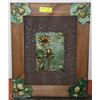 Image 1 : WOOD FRAMED 3D FLOWER ART WALL HANGING