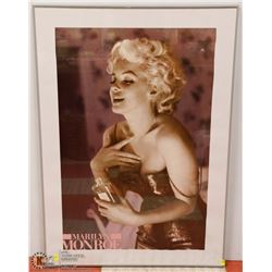 MARILYN MONROE PICTURE IN FRAME