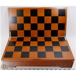NEW CHESS/CHECKER SET IN SOLID WOOD
