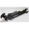 Image 1 : VELBON TRIPOD