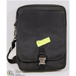 DUAL BLACK SHOULDER BAG WITH MULTIPLE