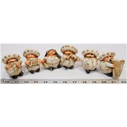 BOX WITH MEXICAN BAND FIGURINES