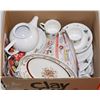 Image 1 : BOX WITH ASSORTED DISHES INCL RIDDEAU POTTERY