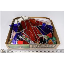 LOT OF STAINED GLASS AND STAINED GLASS STYLE DECOR