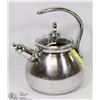 Image 1 : 2 QT. STAINLESS STEEL PRINCESS HOUSE TEA