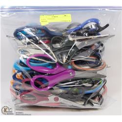 BAG OF SCISSORS