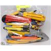 Image 1 : BAG OF UTILITY KNIVES