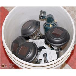 16) 4 SOLAR GARDEN LIGHTS