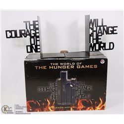 THE WORLD OF THE HUNGER GAMES BOOK ENDS