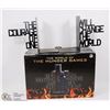 Image 1 : THE WORLD OF THE HUNGER GAMES BOOK ENDS