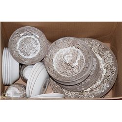 37PC ENGLISH IRONSTONE TABLEWARE CASTLES DISHES