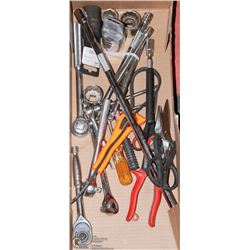 FLAT OF RATCHET WRENCHES AND MORE