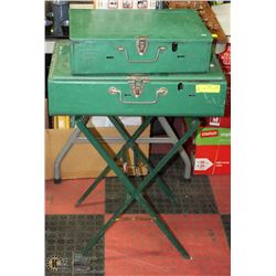 2 COLEMAN STOVES AND STAND
