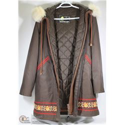 NORTHERN SUN HOODED LADIES PARKA