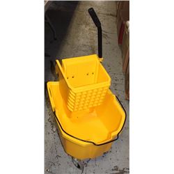 NEW AGF MOP BUCKET WITH WRINGER
