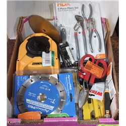 FLAT OF VARIOUS HAND TOOLS + KNIVES + MORE