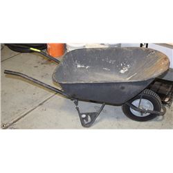 METAL WHEELBARROW