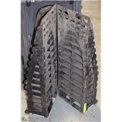 PAIR OF PLASTIC VEHICLE RAMPS