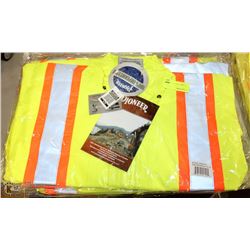 4 XL PIONEER WATERPROOF JACKET W/ BIB & PANTS